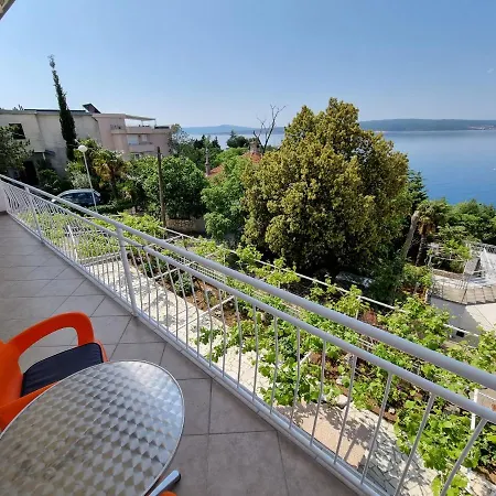 Maja 3 For 4 Persons Near *