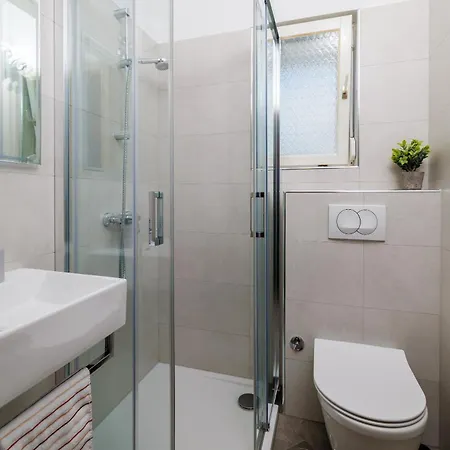 Apartment Maja 3 For 4 Persons Near *